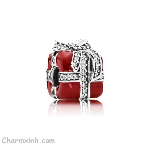 Charm Gift silver charm xỏ ngang gói quà đỏ Pandora XN526